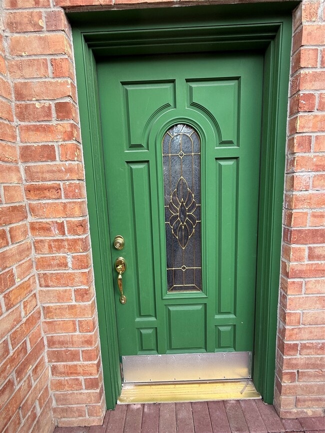 Building Photo - 3619 Mulberry St