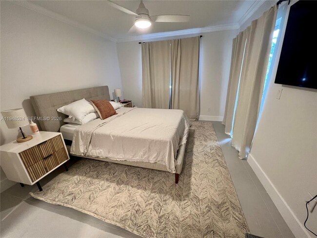 Building Photo - 2640 S University Dr