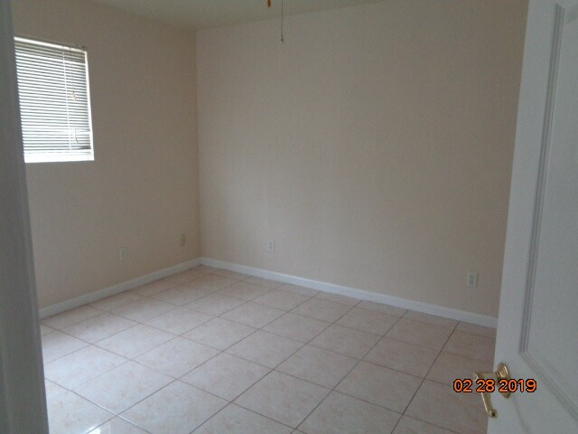 Building Photo - 355 Spindrift Way
