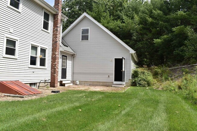 Building Photo - 2 Scabbard Mill Brook Rd