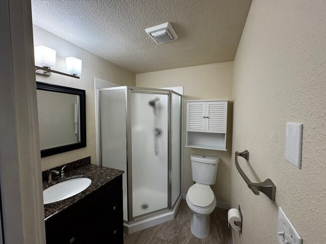 Building Photo - Charming 3 Bedroom Home with Beautiful Backyard & RV Parking