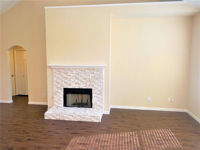 Building Photo - 4730 Hardwood Glen Dr