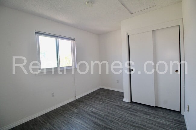 Building Photo - 15519 Andorra Way