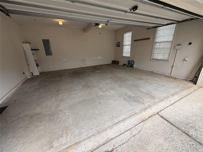 Building Photo - 5730 Devonshire Way