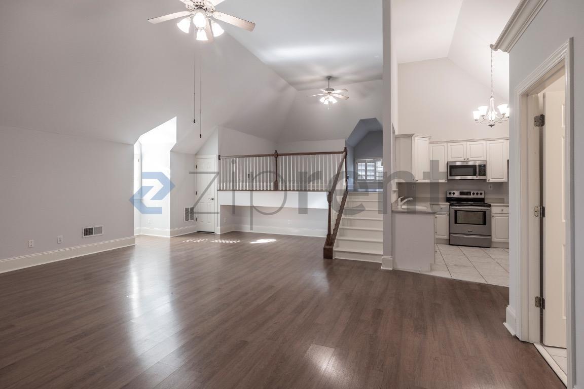 Building Photo - 2801 Spreading Oaks Dr NW