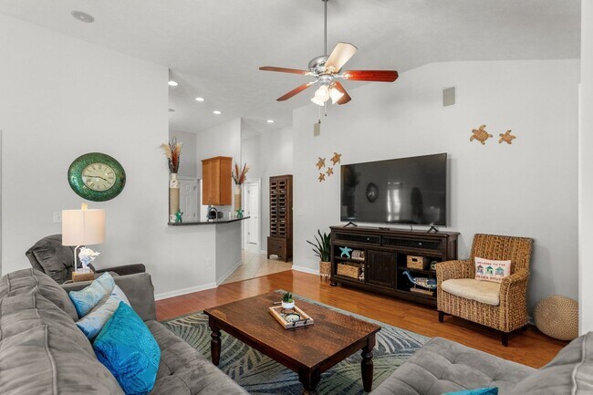 Building Photo - Live the Coastal Lifestyle in This Cypress Keys Beauty!