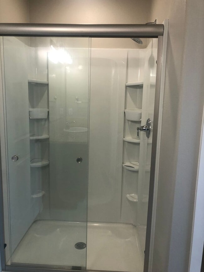 Building Photo - Brand New Home in Hertiage Hills 3/2/2