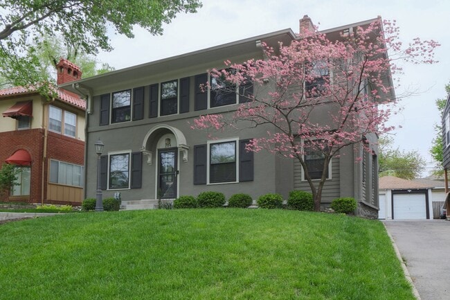 Building Photo - {204} Brookside Stunner + Fully updated 2 Story + Fenced Yard + 1 Car Garage