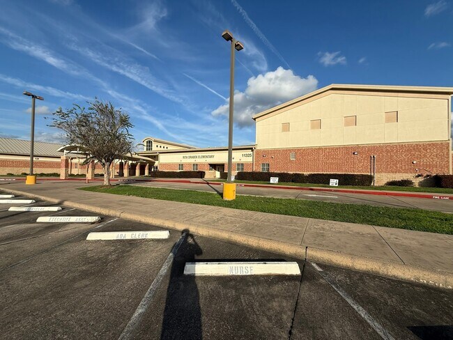 Building Photo - 14906 White Forge Ln