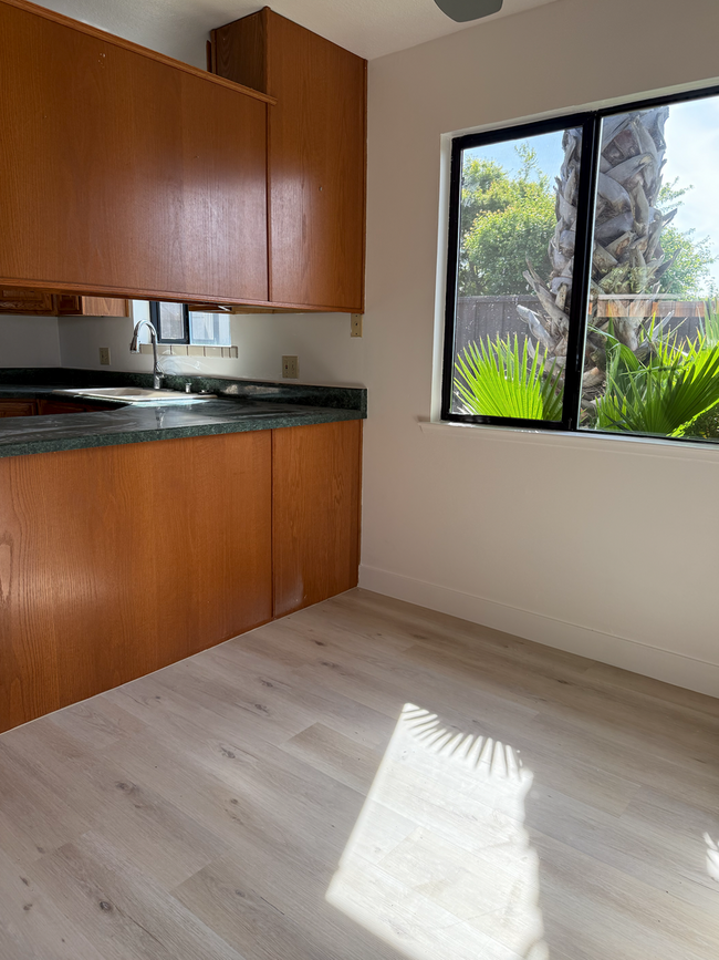 Building Photo - 4173 Mitzi Dr