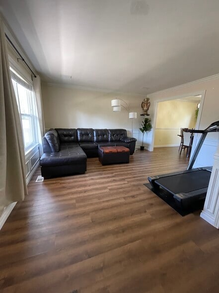 Family Room 1 - 22800 127th Ave SE