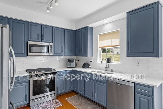 Building Photo - 15305 Brazil Cir