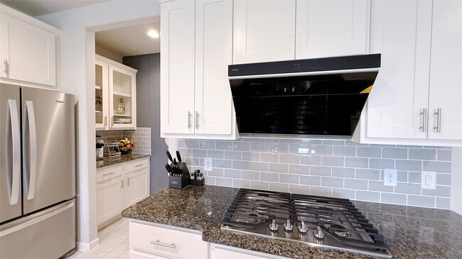 Building Photo - 28726 Pearl Bridge Ln