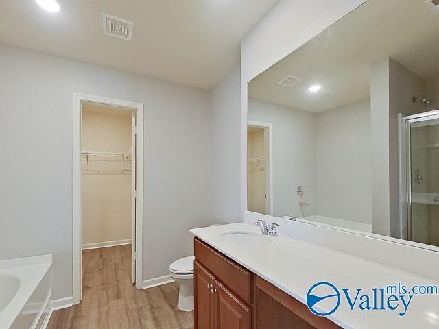 Building Photo - 1142 Freedom Pkwy