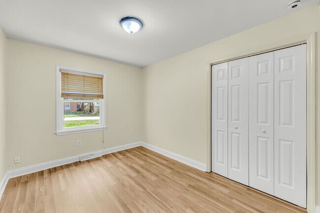 Building Photo - Solid Brick Home on Nearly Half an Acre — Space, Privacy & Charleston Convenience
