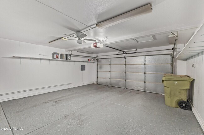 Building Photo - 7420 W Los Gatos Dr