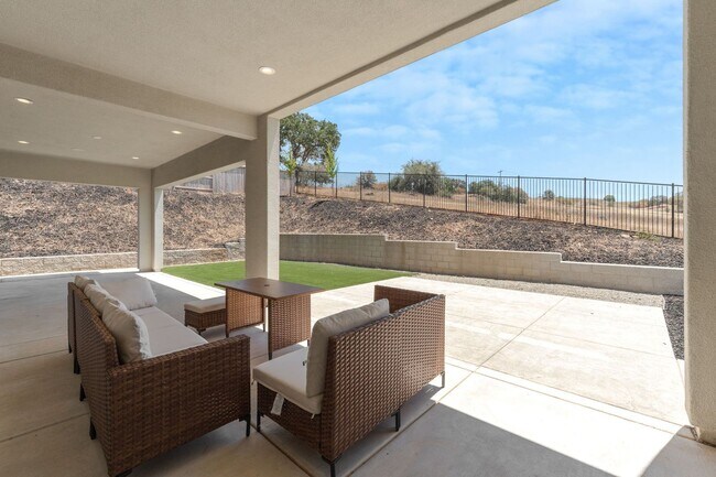 Building Photo - Newly Built 5BR Luxury Home in El Dorado Hills – 3,926 Sq Ft!