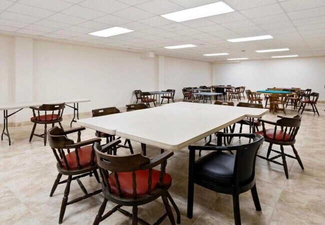 Building Photo - 111 Briny Ave