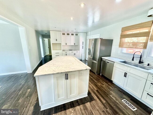 Building Photo - 11919 Autumnwood Ln