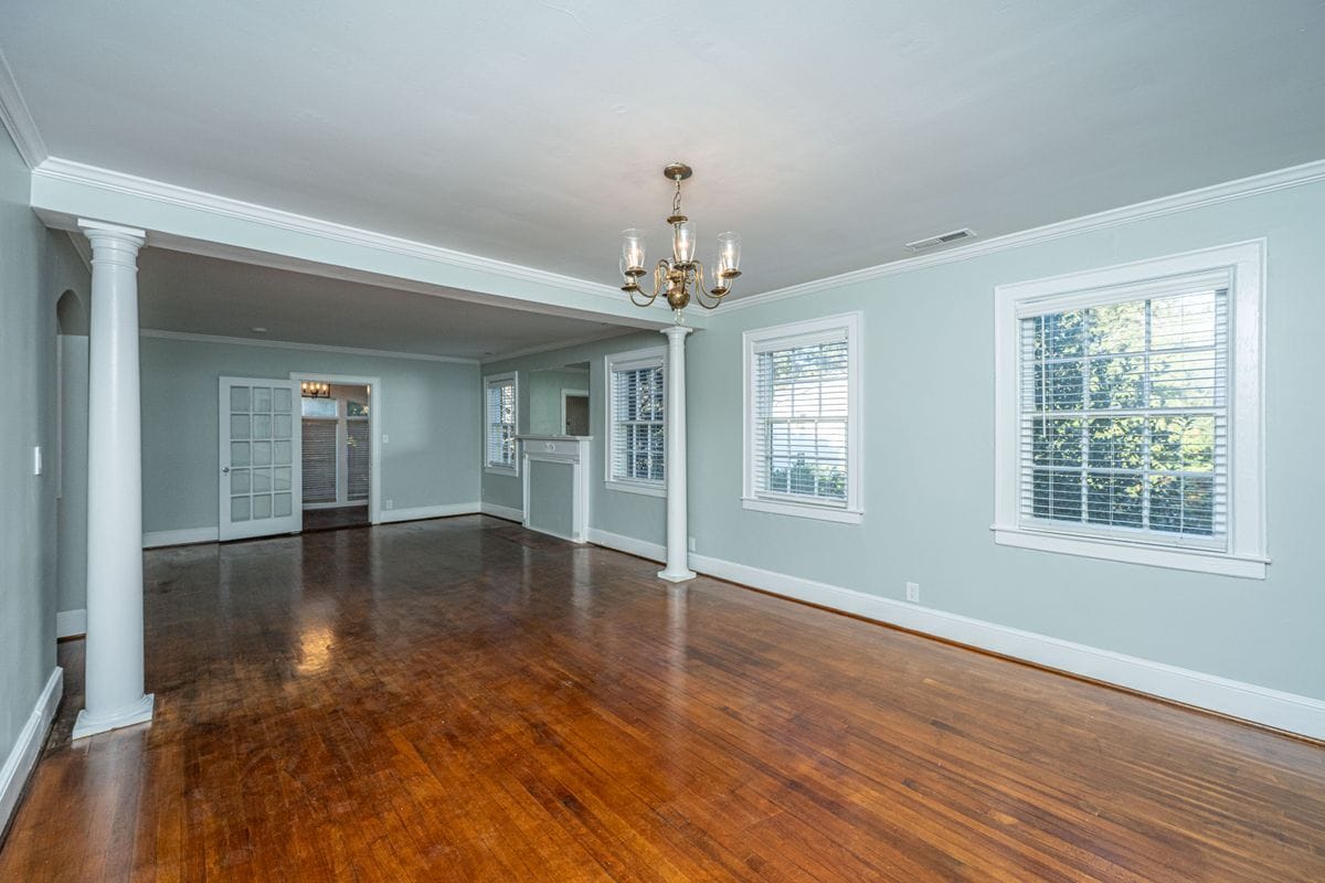 Building Photo - 25 Fenwick Dr