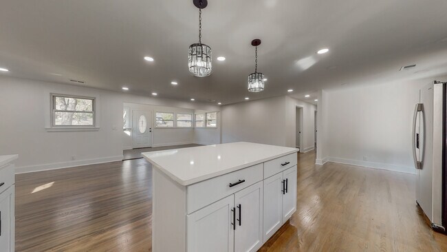 Building Photo - 4108 Edwards Ave