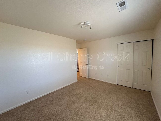 Building Photo - 12839 Mayfair Way