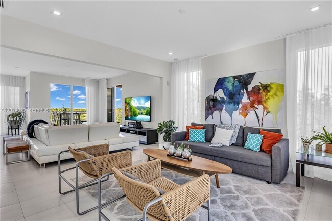 Building Photo - 6100 N Ocean Dr