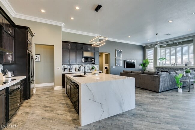 Building Photo - 394 Highland Hills Ct