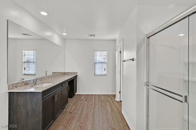 Building Photo - 2212 Langmore St