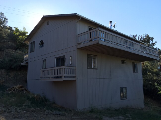 Primary Photo - 3609 Encino Trail