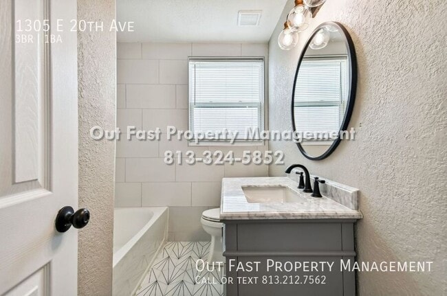 Building Photo - 1305 E 20th Ave