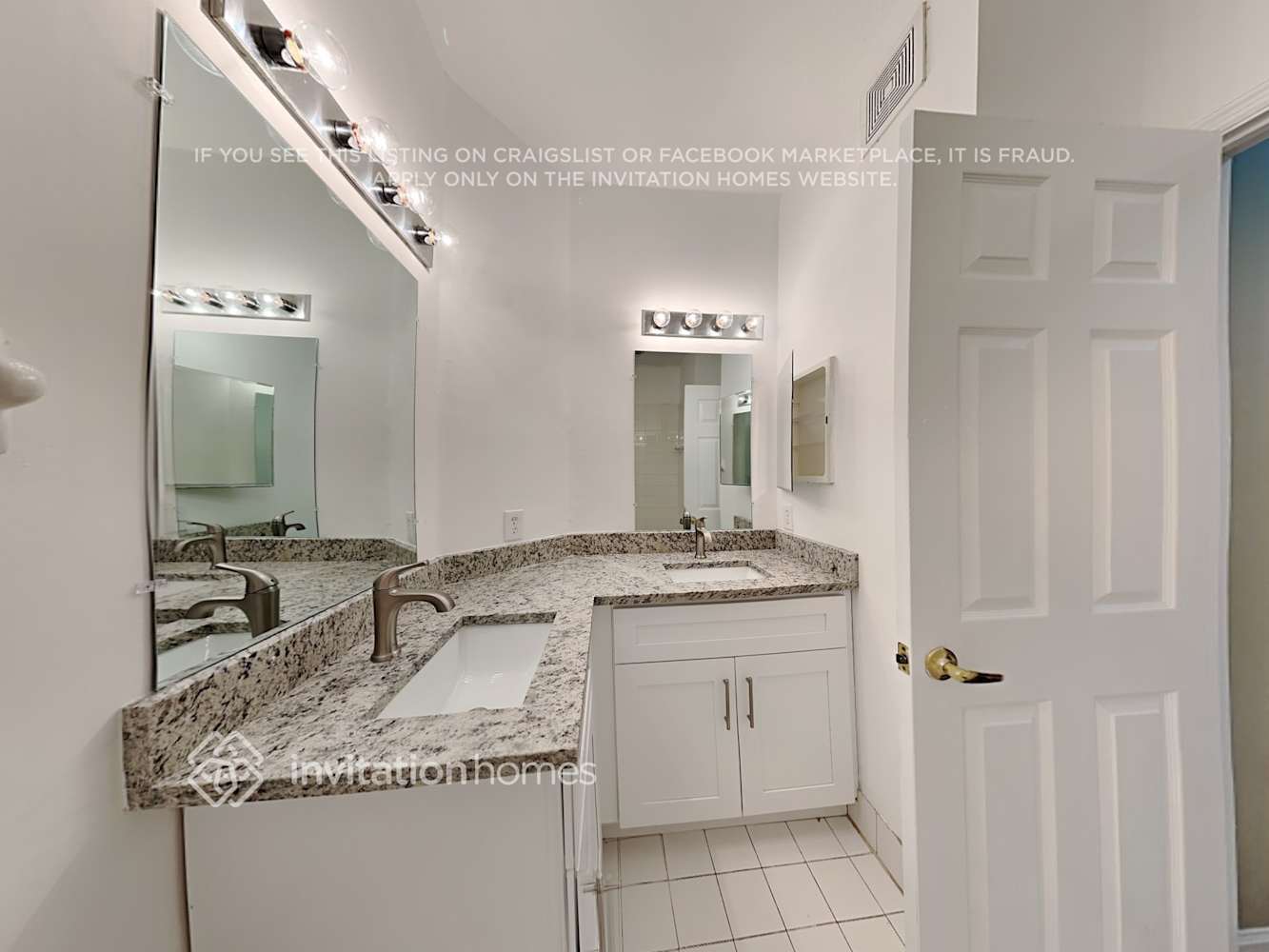 Building Photo - 703 NW 170th Terrace
