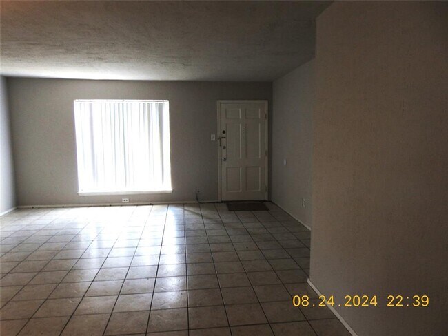 Building Photo - 6305 Westward St