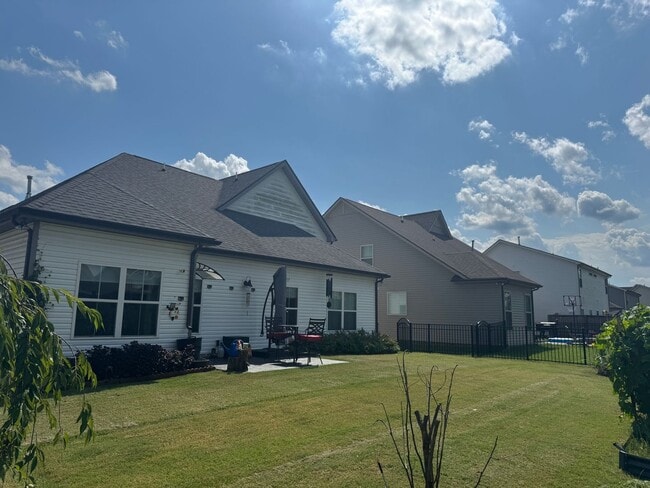 Building Photo - Cute 4BR Home in Perfect Location