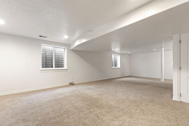 Building Photo - 3207 66th Ave Ct