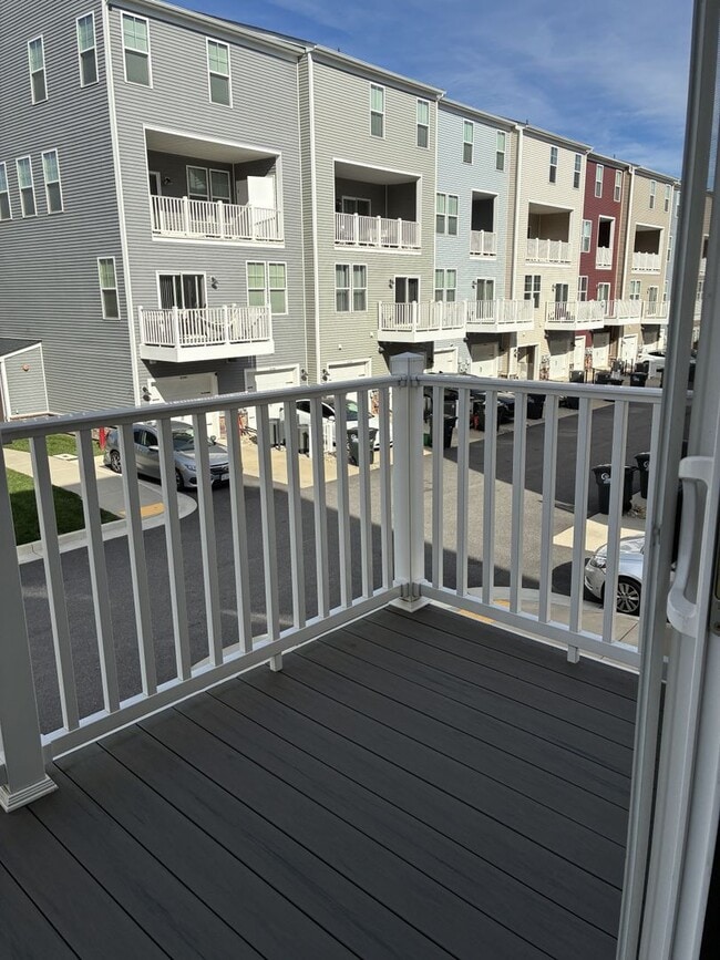 Building Photo - Beautiful 2 Bedroom Condo in Glen Allen !