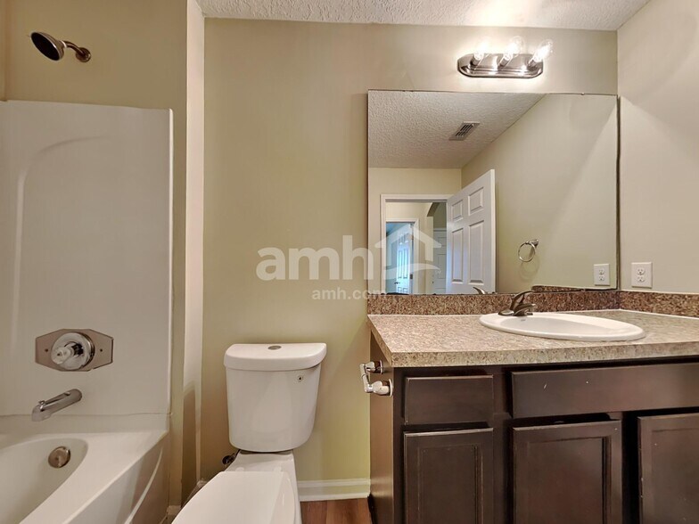 Building Photo - 6090 Sage Willow Way