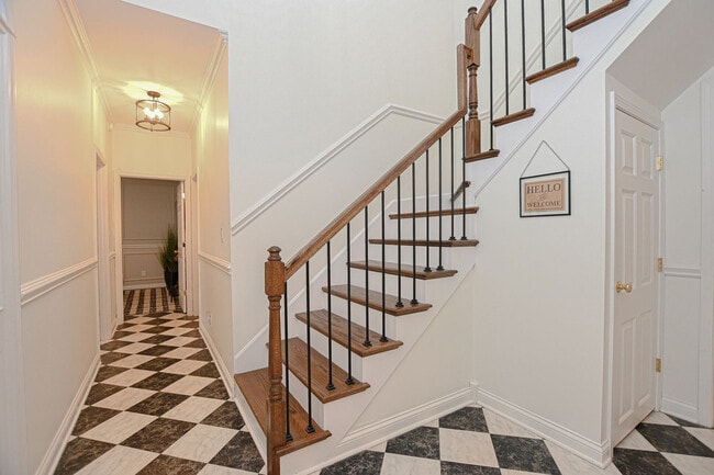 Building Photo - 1645 Burks Branch Rd