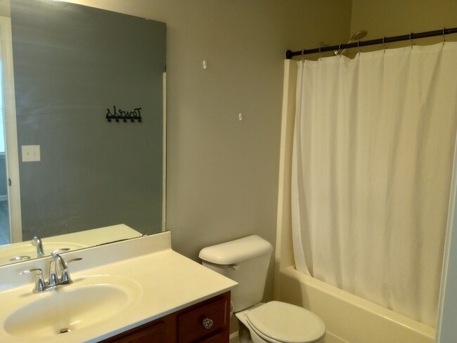 Building Photo - 8324 Tassel Ct