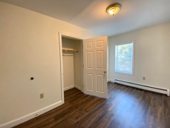 Building Photo - 53 Walker St