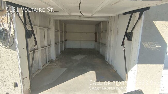 Building Photo - 5121 Voltaire St