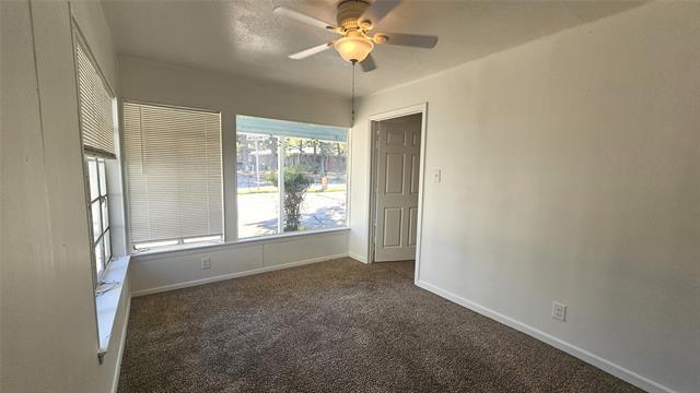 Building Photo - 2621 N Locust St