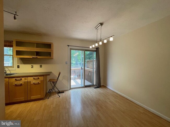 Building Photo - 857 Flagler Dr