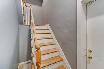 Building Photo - 852 Lincoln Ave