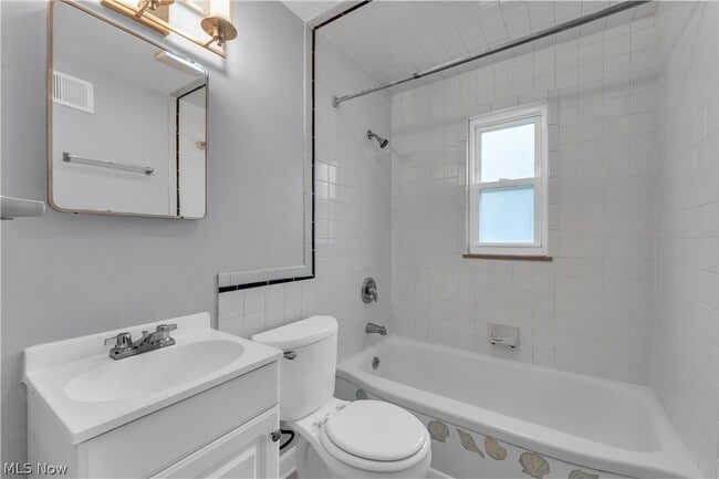 Building Photo - 21270 Crystal Ave