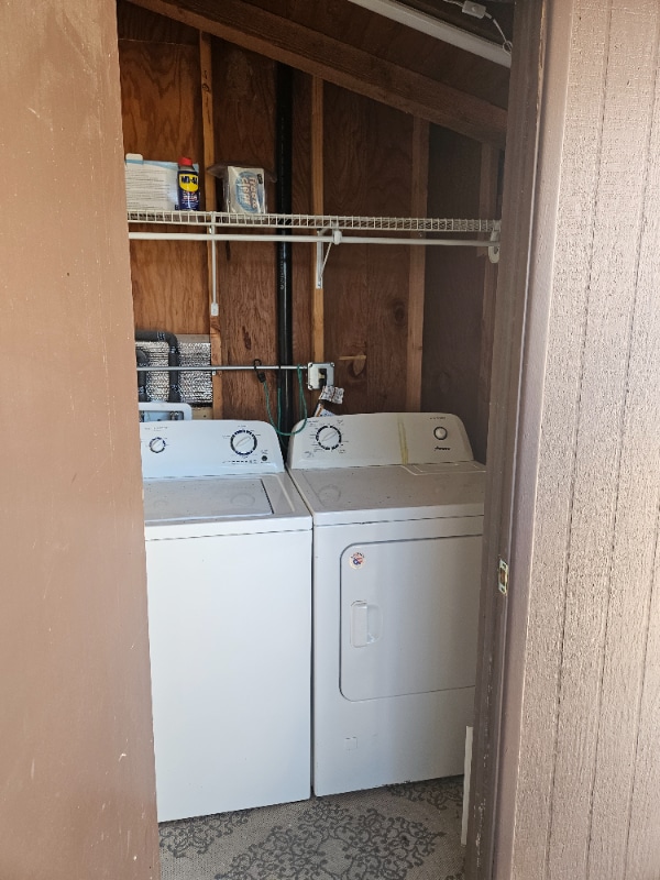 Building Photo - 424 Paseo Madera