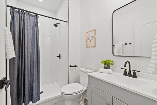 Building Photo - 1308-1310 Mt. Vernon Avenue