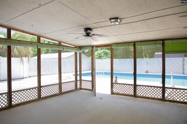 Building Photo - 826 Jefferson St