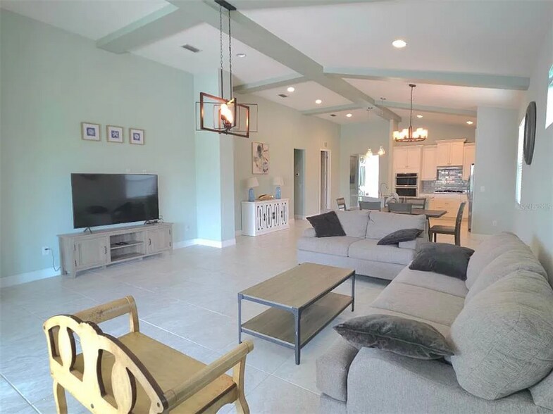 Building Photo - 5827 Inspiration Terrace