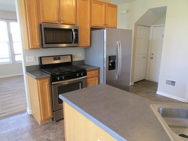 Building Photo - 2502 Evergreen Cir